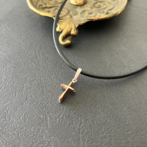 十字架　ネックレス