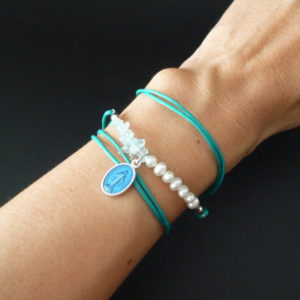 ブレスレット　メダイ