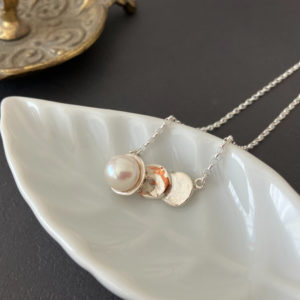 真珠　ネックレス