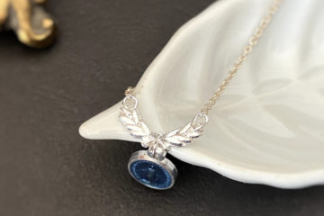 メダイ　ネックレス